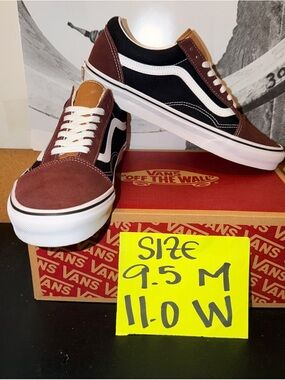 Vans Old Skool sz 9.5 Men’s 11.0 Women’s